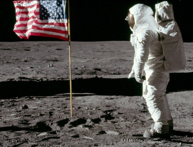 Il primo passo di Neil Armstrong sulla Luna.