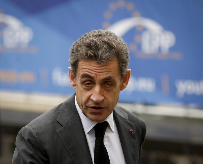 L' ex presidente francese Nicolas Sarkozy in un immagine d'archivio.