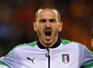 BRUSSELS, BELGIUM - NOVEMBER 13:  Leonardo Bonucci of Italy reacts prior to the international friendly match between Belgium and Italy at King Baudouin Stadium on November 13, 2015 in Brussels, Belgium.  (Photo by Claudio Villa/Getty Images)