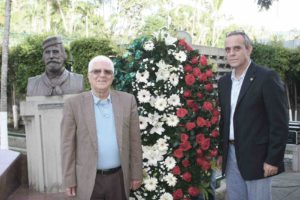 Il presidente del Comites di Caracas, Ugo Di Martino (s), e il presidente del Centro Italiano Venezuelano di Caracas, Carlo Villino (d)