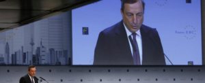 European Central Bank (ECB) President Mario Draghi adddresses the European Banking Congress at the Old Opera house in Frankfurt, Germany November 20, 2015. REUTERS/Ralph Orlowski