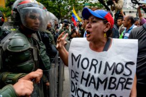 Emergenza in Venezuela, approvata la risoluzione di Porta e Quartapelle (Pd) nella quale si chiede a Governo e Parlamento di assumere un’iniziativa internazionale sul piano politico e umanitario