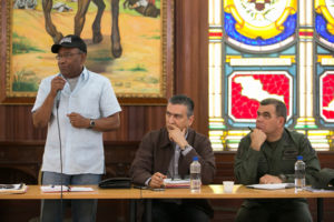 Istúriz se reúne con ministros, gobernadores y alcaldes para fortalecer a los Clap