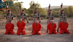 Orrore Isis, in un video bambini “giustiziano” prigionieri 