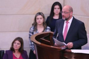 Le dichiarazioni di Schulz provocano l’ira del “Bloque de la Patria”