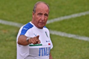 Italian national soccer team head coach, Giampiero Ventura, during a training session at Coverciano sportive center in Florence, Italy, 30 August 2016.   ANSA/MAURIZIO DEGL'INNOCENTI