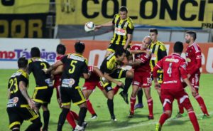 Calcio venezuelano: Caracas e Táchira si sfidano nel silenzio del Cocodriolos Sport Park (Gennaro Pascale Caicedo / Prensa Deportivo Tachira FC)