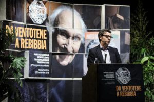 Il ministro della Giustizia Andrea Orlando durante il congresso dei Radicali nel carcere di Rebibbia, Roma, 01 settembre 2016. ANSA/ANGELO CARCONI