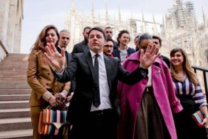 Matteo Renzi all'evento di inaugurazione di Milano Moda Donna (Ansa)