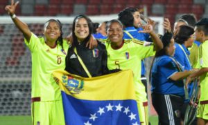 Calcio femminile: La vinotinto sfida le azteche sognando la semifinale
