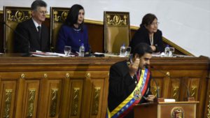 El presidente de Venezuela, Nicolás Maduro, ofrece un discurso durante la presentación del informe anual de su gestión 2015 ante la Asamblea Nacional, 15 de enero de 2016.