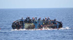 Migranti: Galantino, i morti in mare uno schiaffo alla democrazia, ora integrazione
