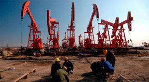 Il ministro Del Pino ha informato che sarebbe stato deciso, col governo cinese, la costituzione di una Commissione binazionale Cina-Venezuela, che si incaricherebbe di analizzare la fattibilità dei progetti petroliferi.