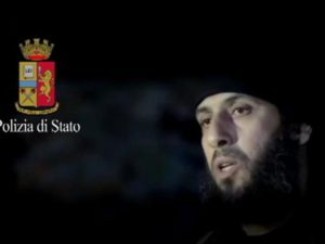 Terrorismo: bimbo in video contro 'crociati', figlio foreign fighter, da Lombardia a Iraq.