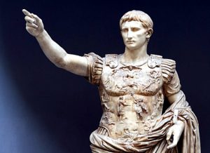 Con la trasformazione della forma dello Stato romano, operata da Ottaviano Augusto (ciò che noi chiamiamo passaggio dalla repubblica all’impero e che gli storici chiamano Principato) il Senato, cui era affidato il compito di amministrare i fondi dell’aerarium, decretò un appannaggio per la persona dell’Imperatore -------------------------------------------------------------------------------------------