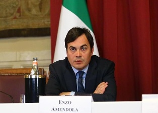 Il ministro per gli affari europei Vincenzo Amendola.