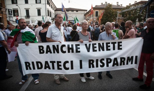 Dimostrazione di correntisti per richiedere risarcimenti dalla Banche Venete.