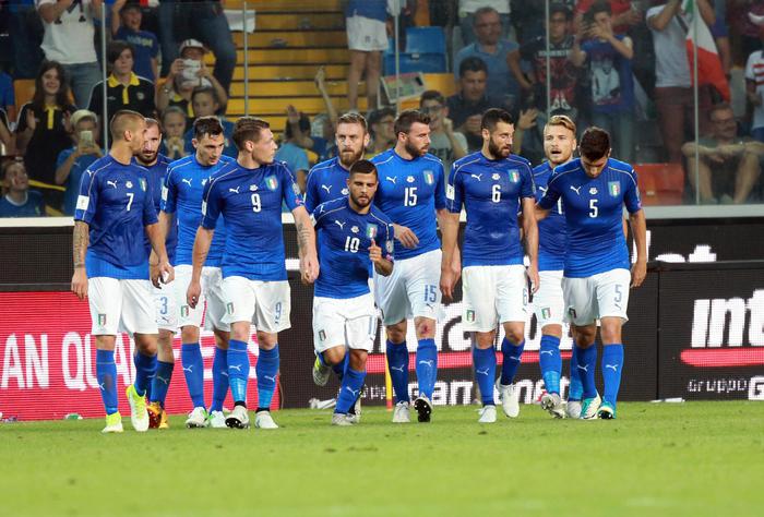Lorenzo Insigne festeggia il gol contro il Liechtenstein al Friuli Stadium in Udine.