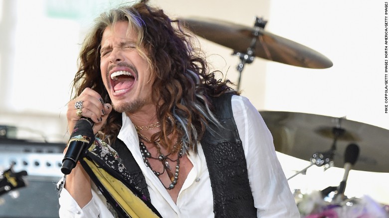 Steven Tyler malato, Aerosmith bloccano tour