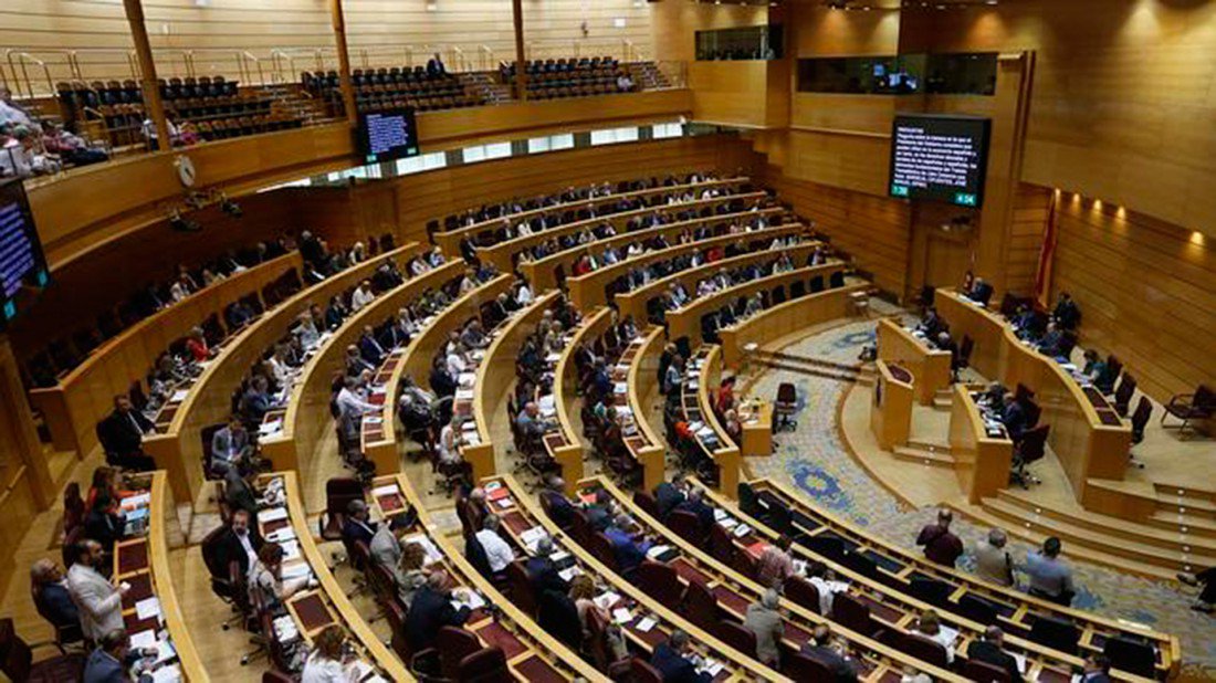 El Senado Español aprobó dicha moción con votos a favor de todos los grupos parlamentarios, salvo Unidos Podemos.