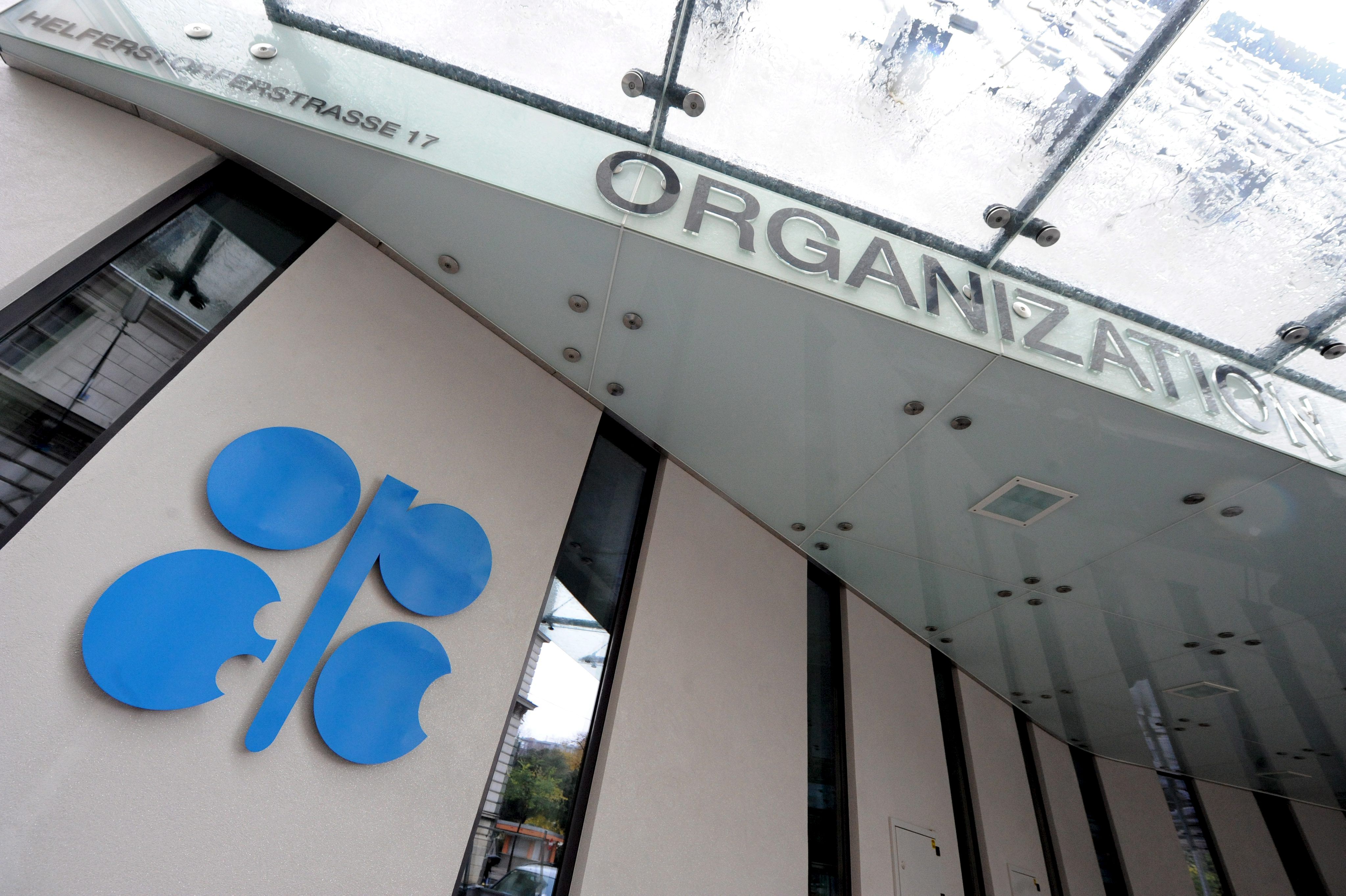 La OPEP prevé que este año el consumo de petróleo alcance una media global de 96,80 millones de barriles diarios.