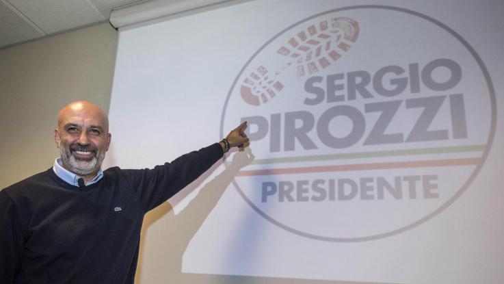 Pirozzi: Il sindaco di Amatrice presenta il simbolo della lista civica