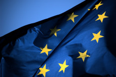 El mundo se pronuncia ante unas elecciones presidenciales, que fueron descritas por la Unión Europea como “carentes de libertad y transparencia”.