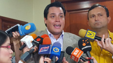 El diputado a la Asamblea Nacional (AN), Carlos Paparoni, instó al Gobierno a apostar por la producción nacional así como la inversión en materia prima.