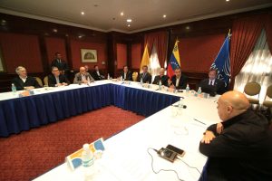 Le riunioni tra opposizione e governo continueranno il 18 in Dominicana
