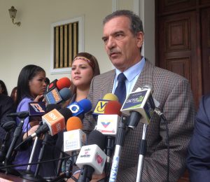 El diputado Stefanelli dice que los náufragos venezolanos de Curazao están en situación de “vulnerabilidad”