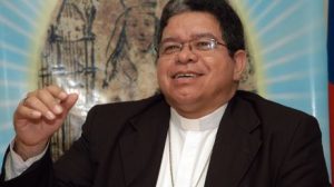Monseñor José Luis Azuaje afirmó que se han activado en el trabajo de calle especialmente en el área alimentaria y pidió a las parroquias sumarse a estos programas