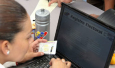 I venezuelani residenti all’estero hanno denunciato una serie di problemi che ostacolano l’aggiornamento del registro elettorale.