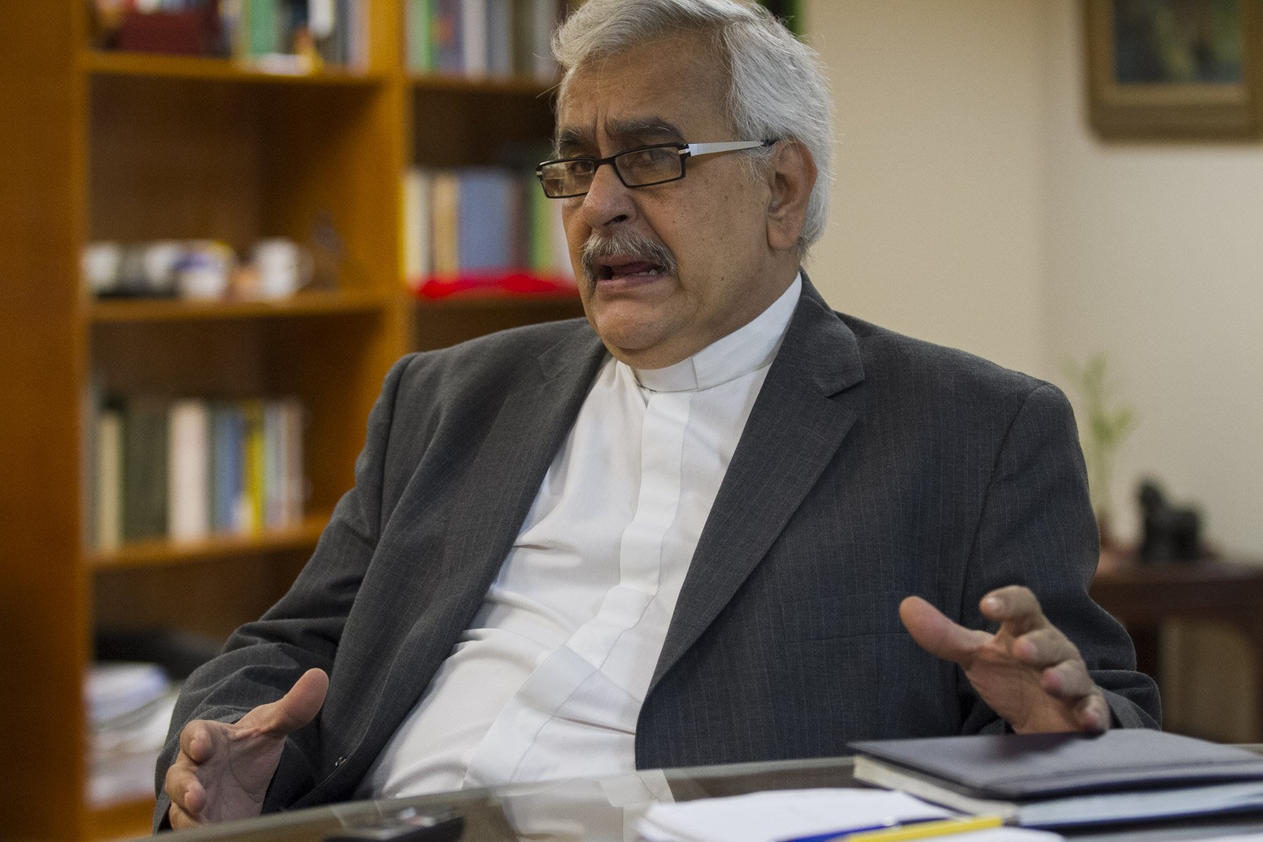 El rector de la UCAB, padre José Virtuoso, ha dicho que los rectores del país no han llamado a la abstención en ningún momento.