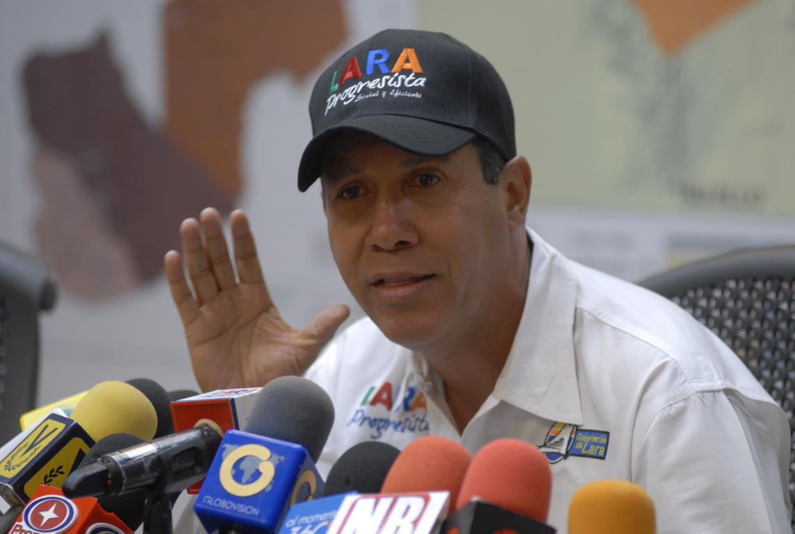 Il Tavolo dell’Unità Democratica ha chiesto a Henry Falcón di non giocare le carte chelo stesso Madurogli propone