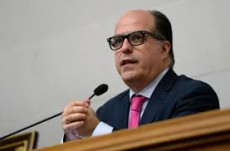 El diputado a la Asamblea Nacional (AN), Julio Borges, expresó que Venezuela es un problema para la región.