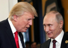 Donald Trump e Vladimir Putin in un'immagine d'archivio.