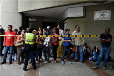 Una folla di venezuelani in cerca di visti “speciali” per risiedere in Cile si è presentata al Consolato cileno in Caracas.