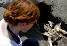 Lo scheletro dell'ultimo fuggiasco a Pompei