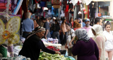 Donne turche al mercato di verdure.