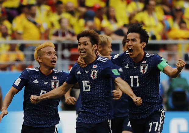 La gioia dei giapponesi per la vittoria contro la Colombia.