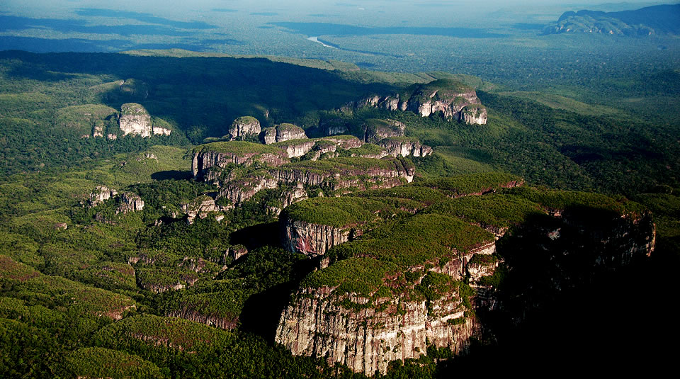 Vista aerea del parco colombiano Serrania de Chiribiquete