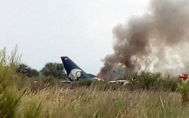 L'aereo di Aeromexico precipitato a Durango.