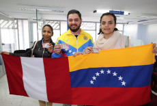 Del total de los ciudadanos que han ingresado a la nación escapando de la crisis venezolana, cerca de 50 mil personas han solicitado el Permiso Temporal de Permanencia para poder trabajar, estudiar y tener acceso a la salud.