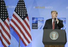 Il presidente Usa Donald Trump interviene al summit della Nato.