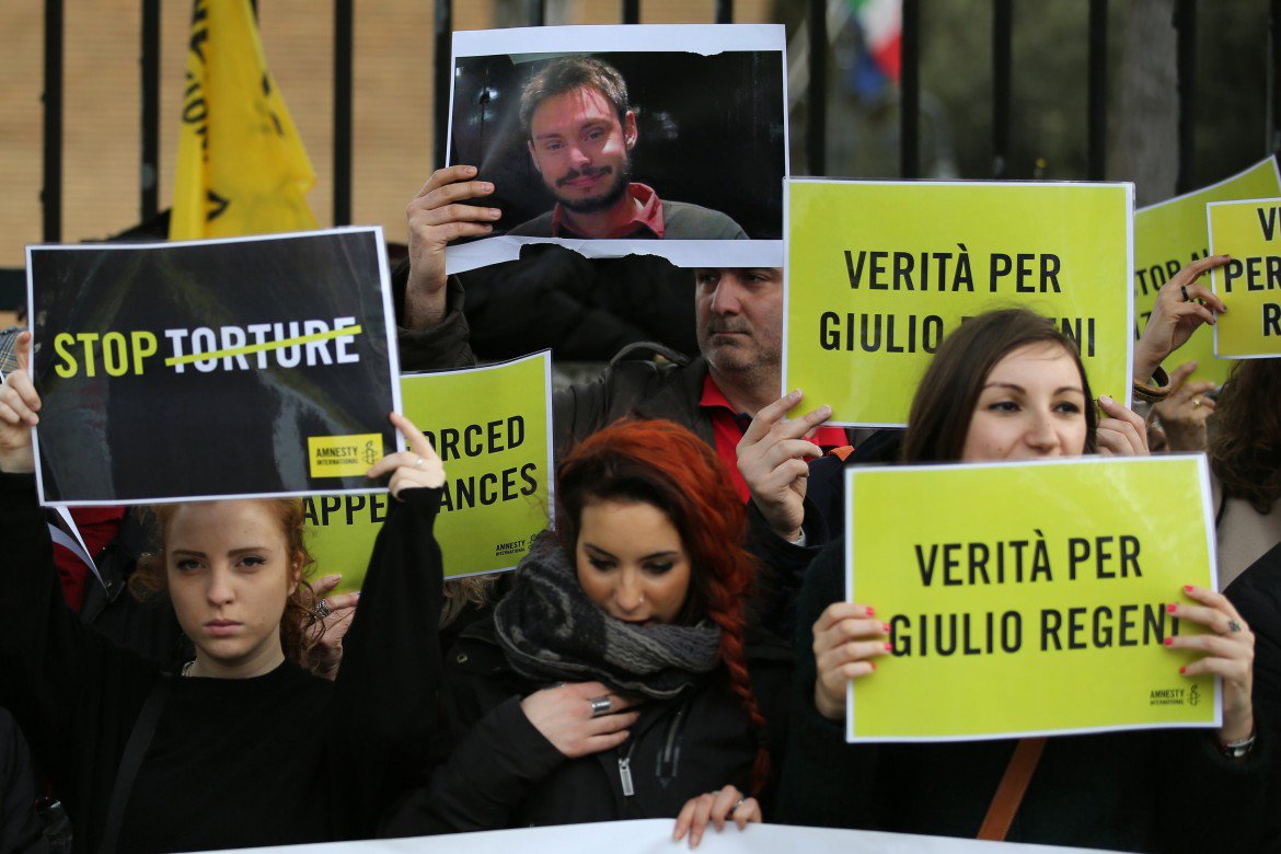 Una manifestazione per richiedere "Verità per Giulio Regeni"
