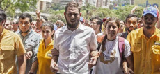 Rafaela Requesens encabezó la movilización en defensa de su hermano y "para ser la voz de quienes han sido asesinados y de quienes se tuvieron que ir del país”