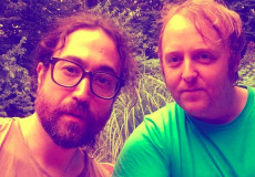 Il selfie di Sean Ono Lennon e James McCartney pubblicato su Instagram.