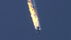 L'aereo russo abbattuto in Siria.