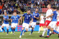 La gioia di Jorginho dopo il gol del pareggio contro la Polonia.