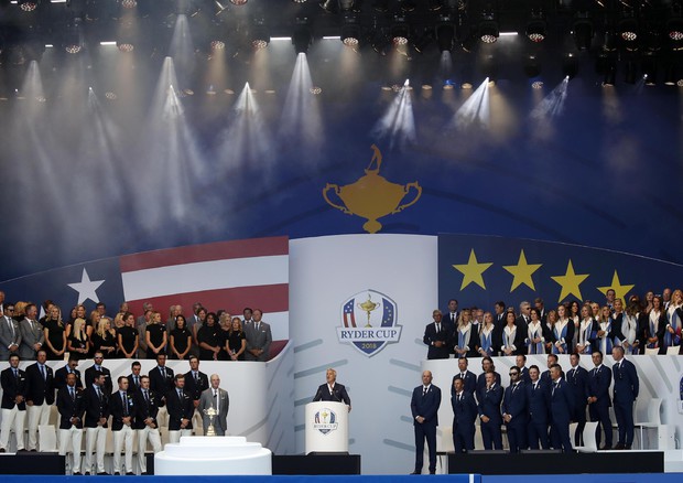 Un'immagine dell'inaugurazione del Ryder Cup Golf a Parigi.